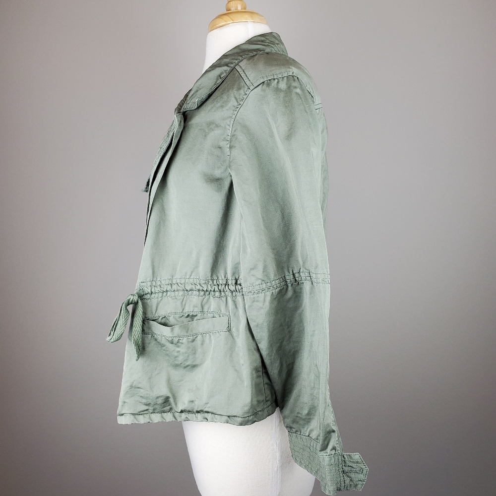 Lou & Grey Olive Lightweight Jacket - Picture 3 of 7